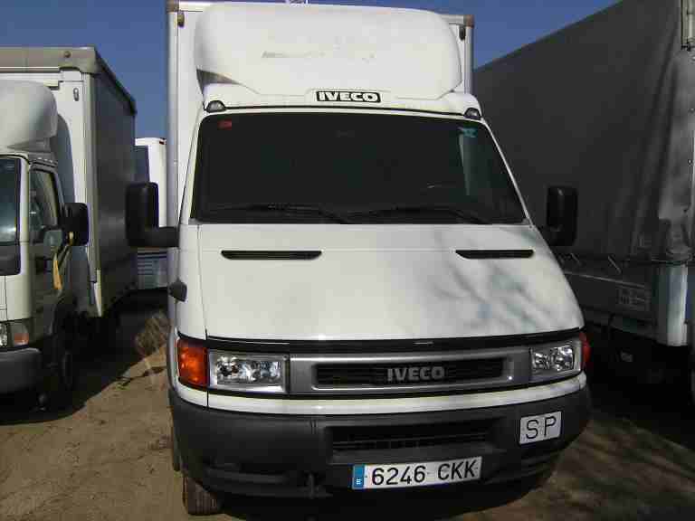 Camion Chasis IVECO 35C12 